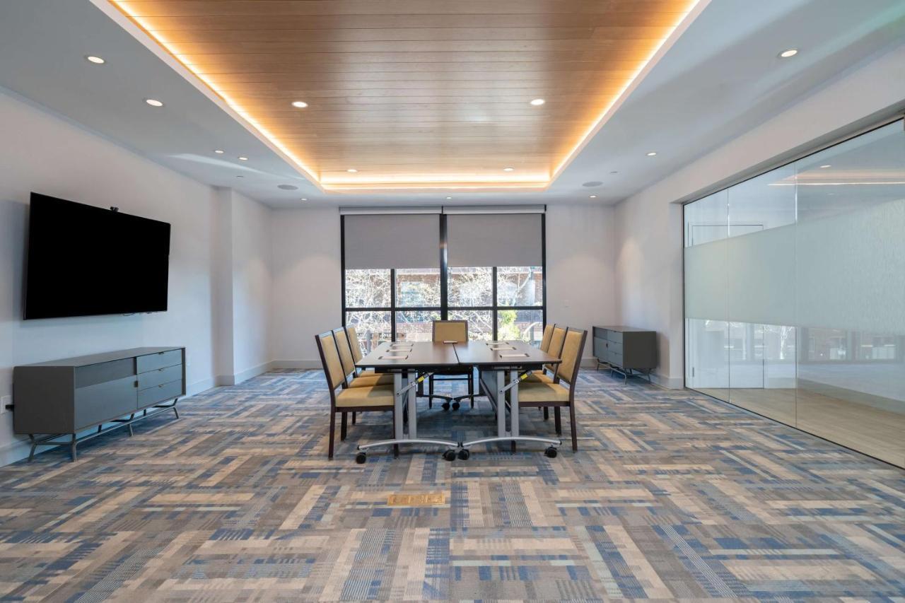 Hyatt Place Gainesville Downtown エクステリア 写真
