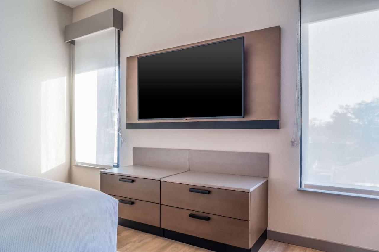 Hyatt Place Gainesville Downtown エクステリア 写真