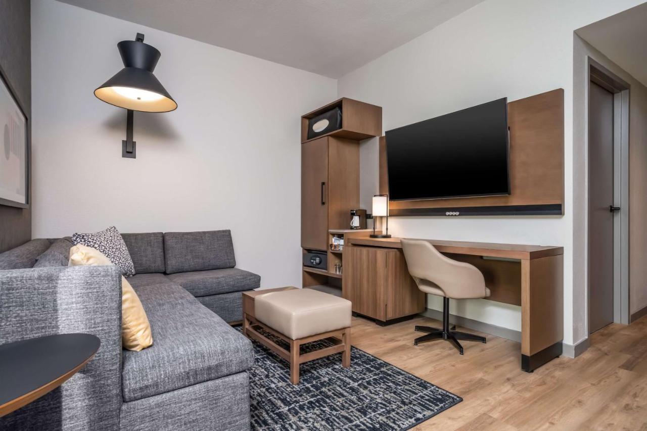 Hyatt Place Gainesville Downtown エクステリア 写真